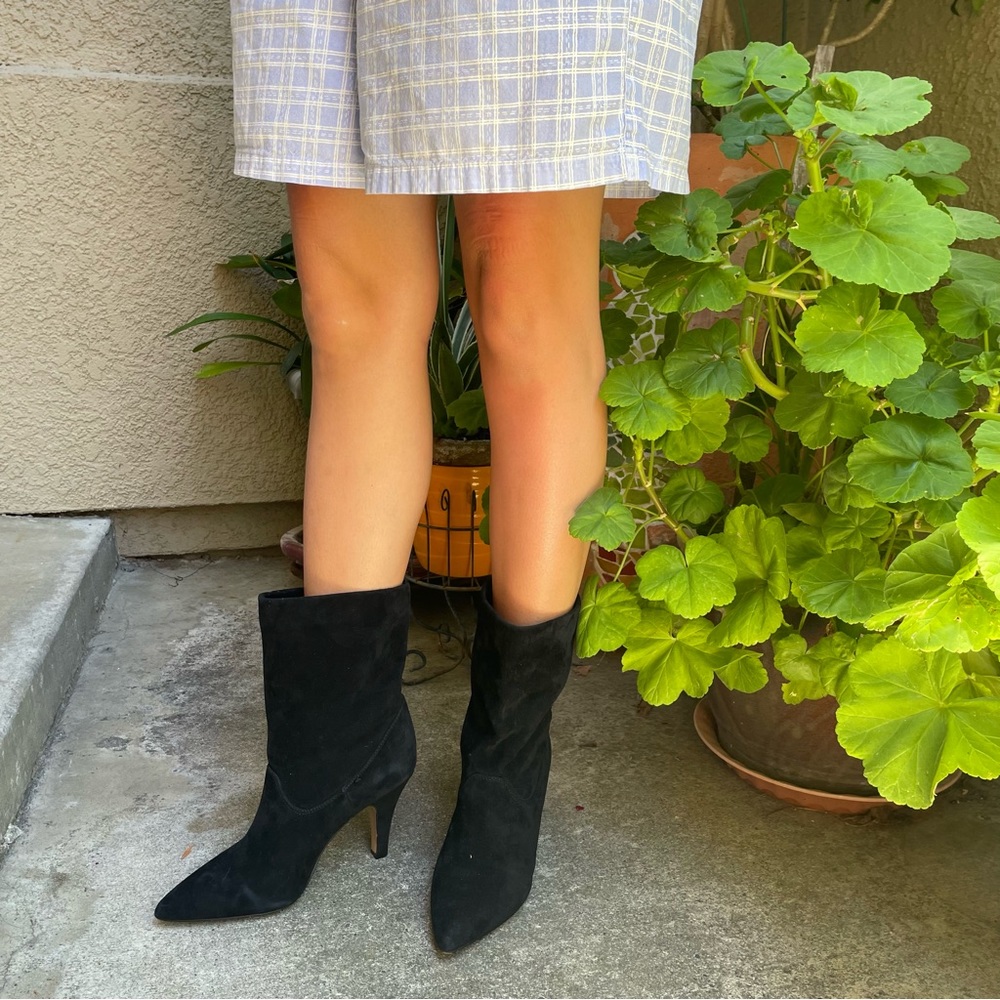 Black Vince Camuto suede leather booties